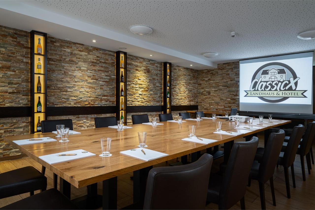 Classicx Landhaus & Hotel - Bed & Breakfast Gensingen Buitenkant foto